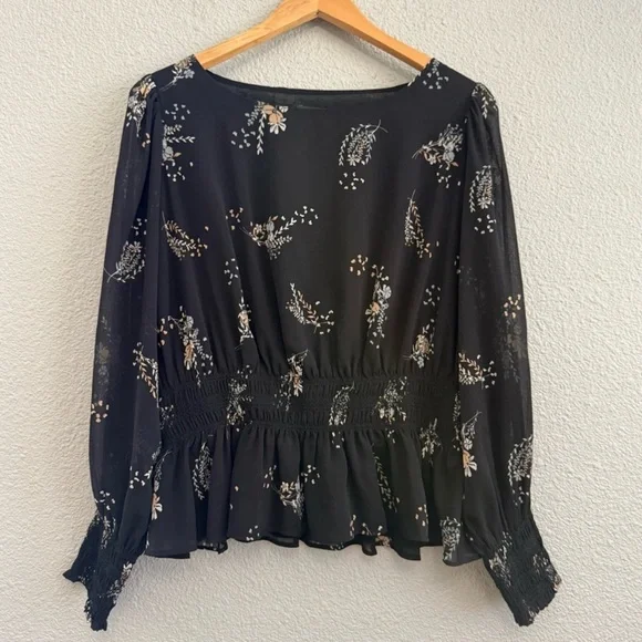 Ann Taylor Black Floral Long Sleeve Size Medium EUC - Picture 1 of 4